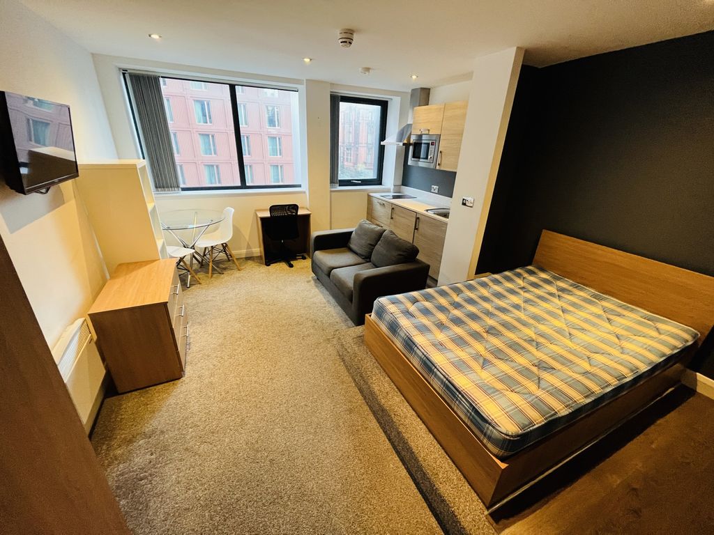 Property photo 3 of 6