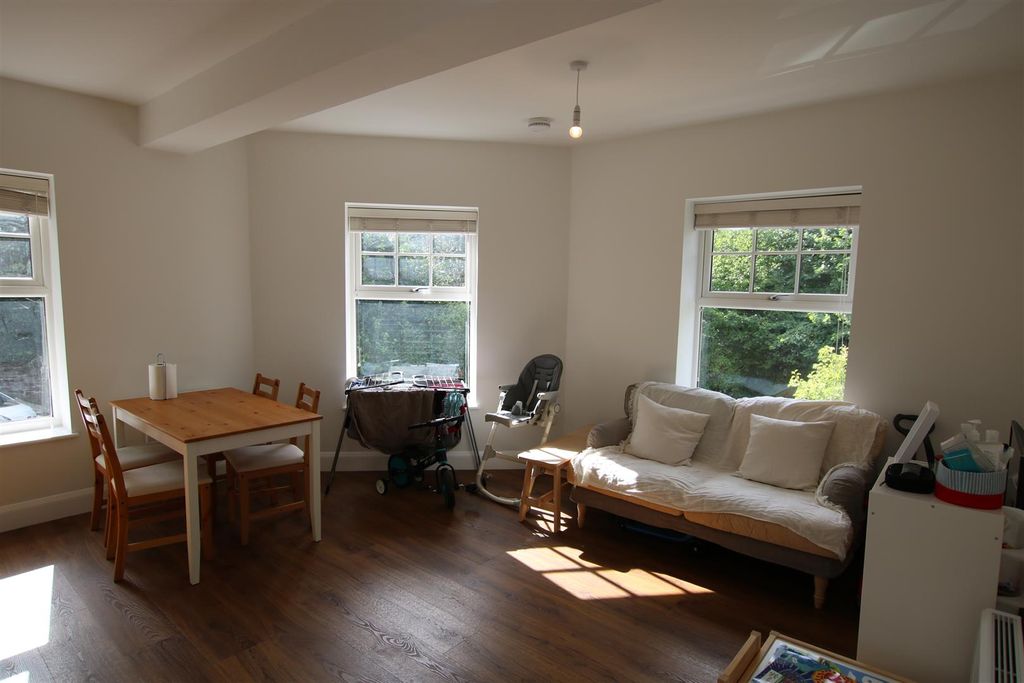 Property photo 3 of 8 Living Room.Jpg
