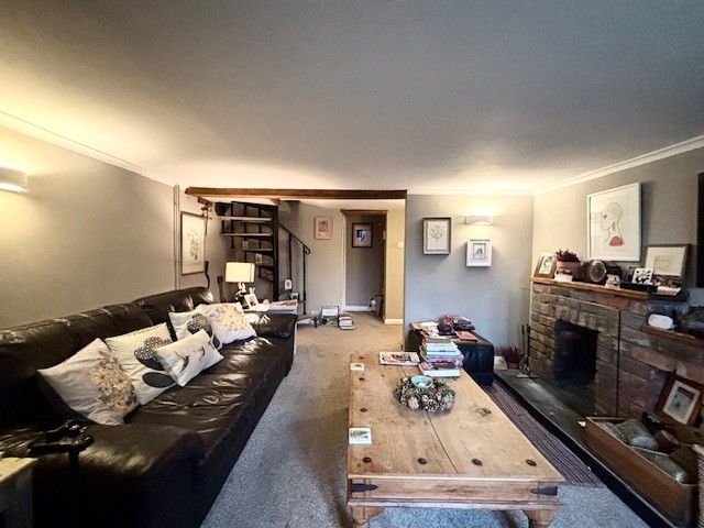 Property photo 2 of 10 Living Room