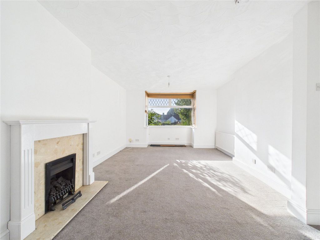 Property photo 2 of 24 Picture No. 82
