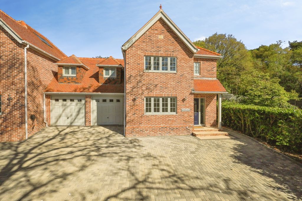 Property photo 1 of 26 Pbox-Img.Jpg
