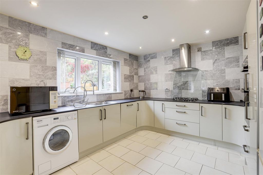 Property photo 2 of 28 13.Jpg