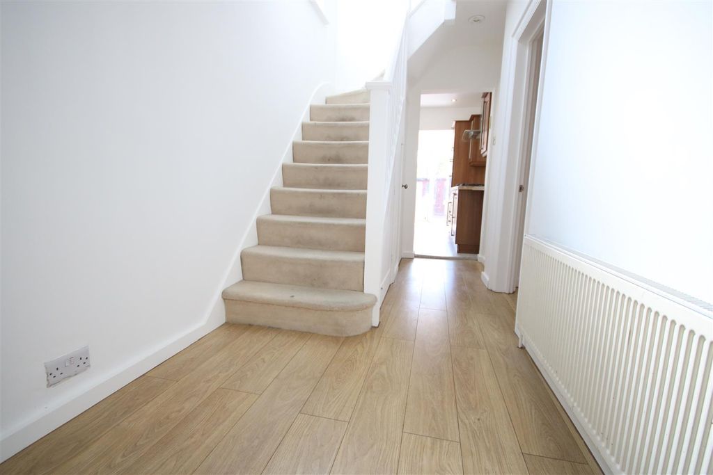 Property photo 2 of 20 1.Jpg