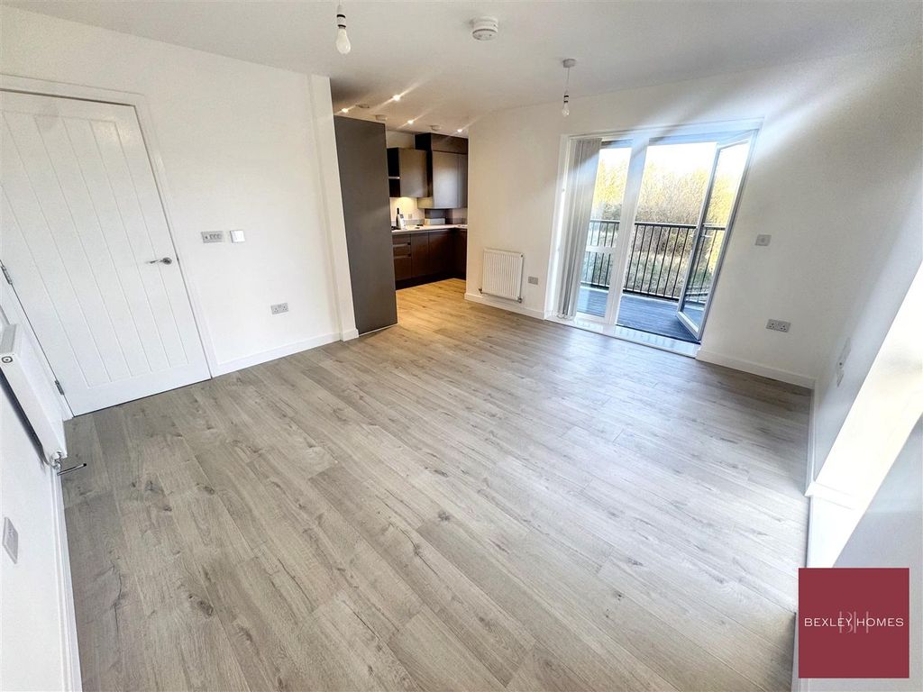 Property photo 2 of 10 Img_0921.Jpg