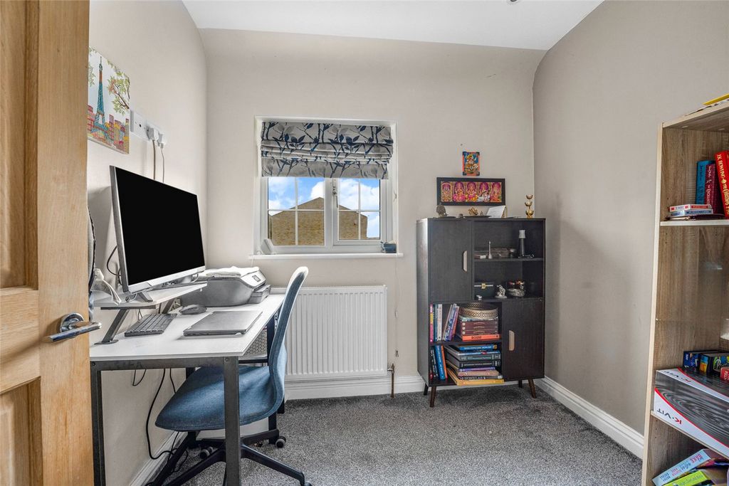 Property photo 3 of 22 Picture No. 26