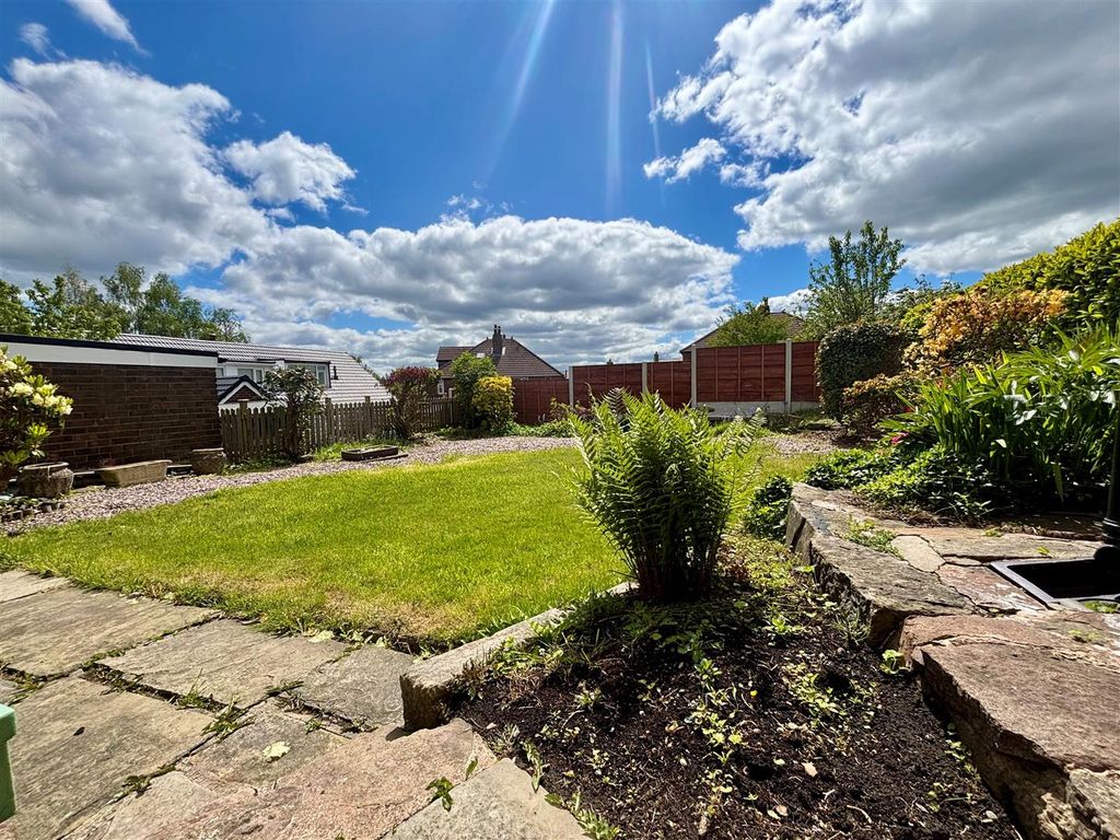 Property photo 3 of 15