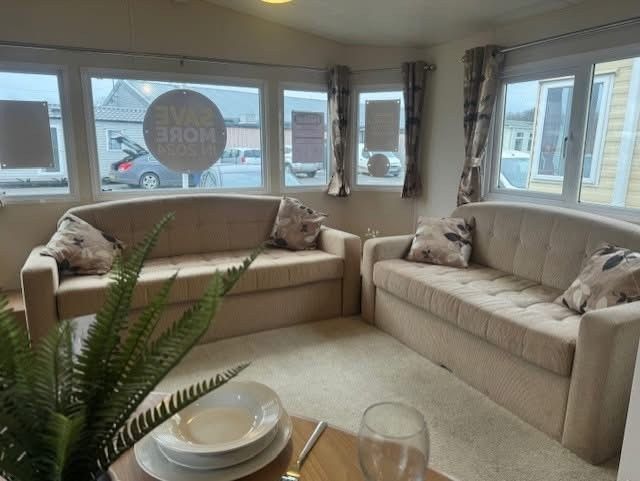 Property photo 2 of 7 Delta Sapphire 2016 Vs349761 99315847.Jpeg