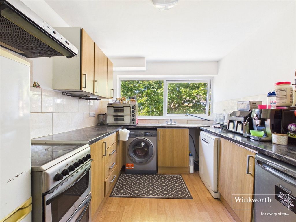 Property photo 3 of 7 Picture No. 02