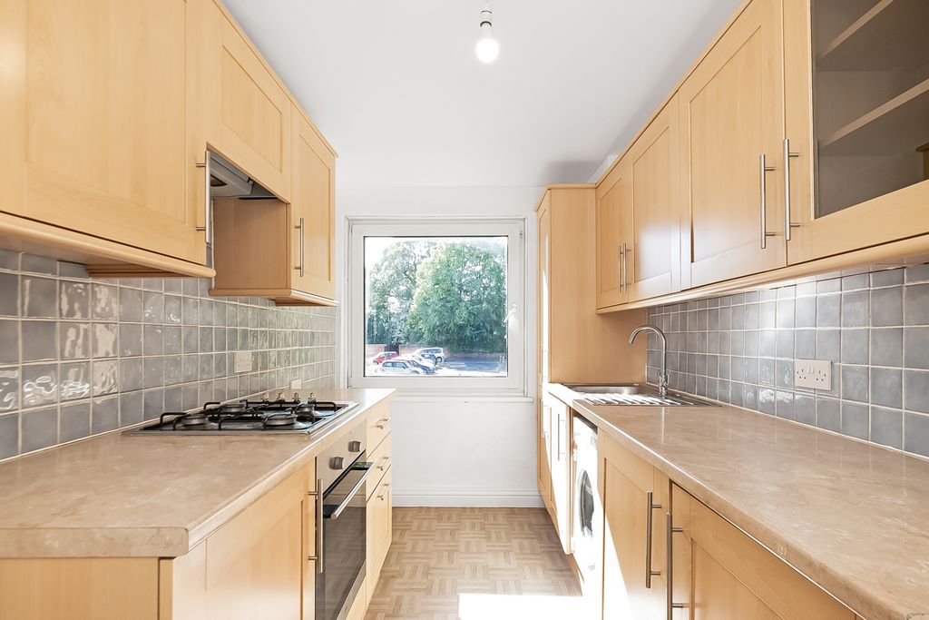 Property photo 2 of 13 Picture No. 25