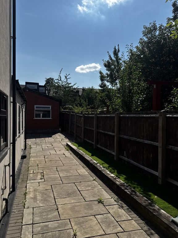 Property photo 3 of 21 Https://Cdn.Rmcloud.Online/Rmc-Temp-Live/Blackstone/E83981cd0473288B1F1Fcd5E32A30Edd.Jpeg