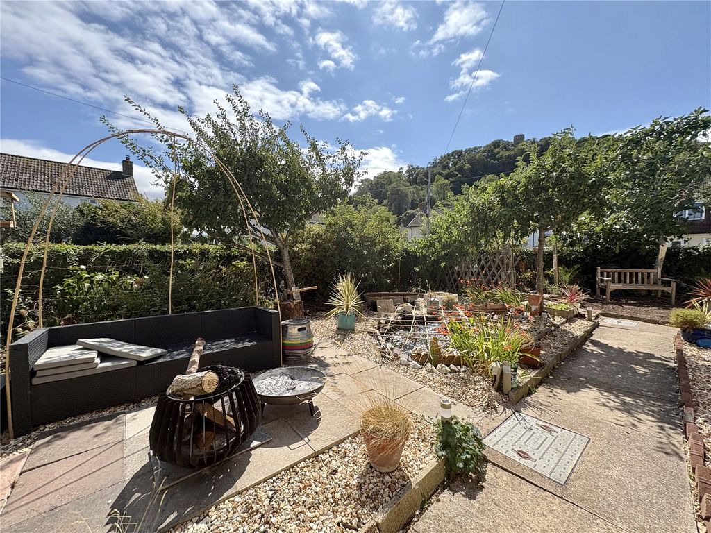 Property photo 3 of 23 Picture No. 22