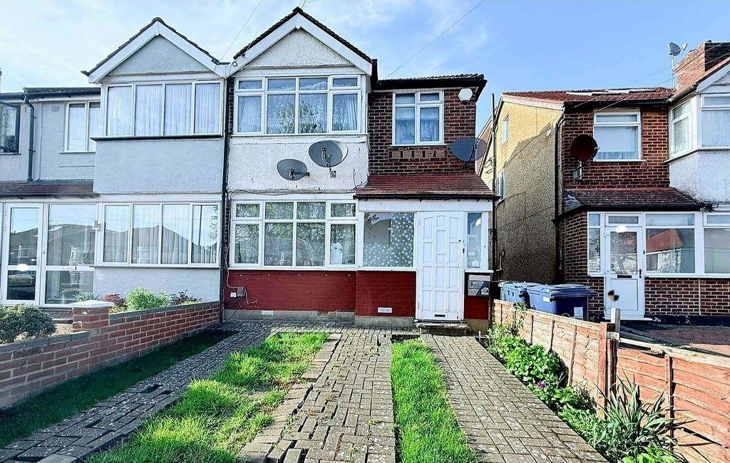Property photo 1 of 12