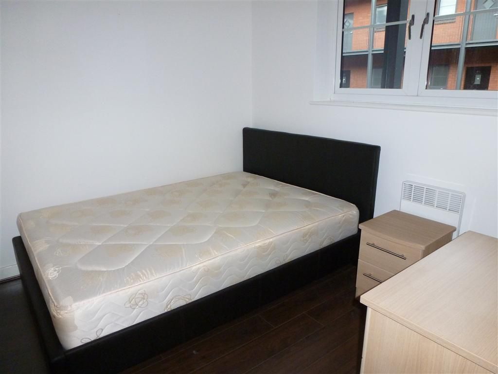 Property photo 3 of 6 Bedroom 2