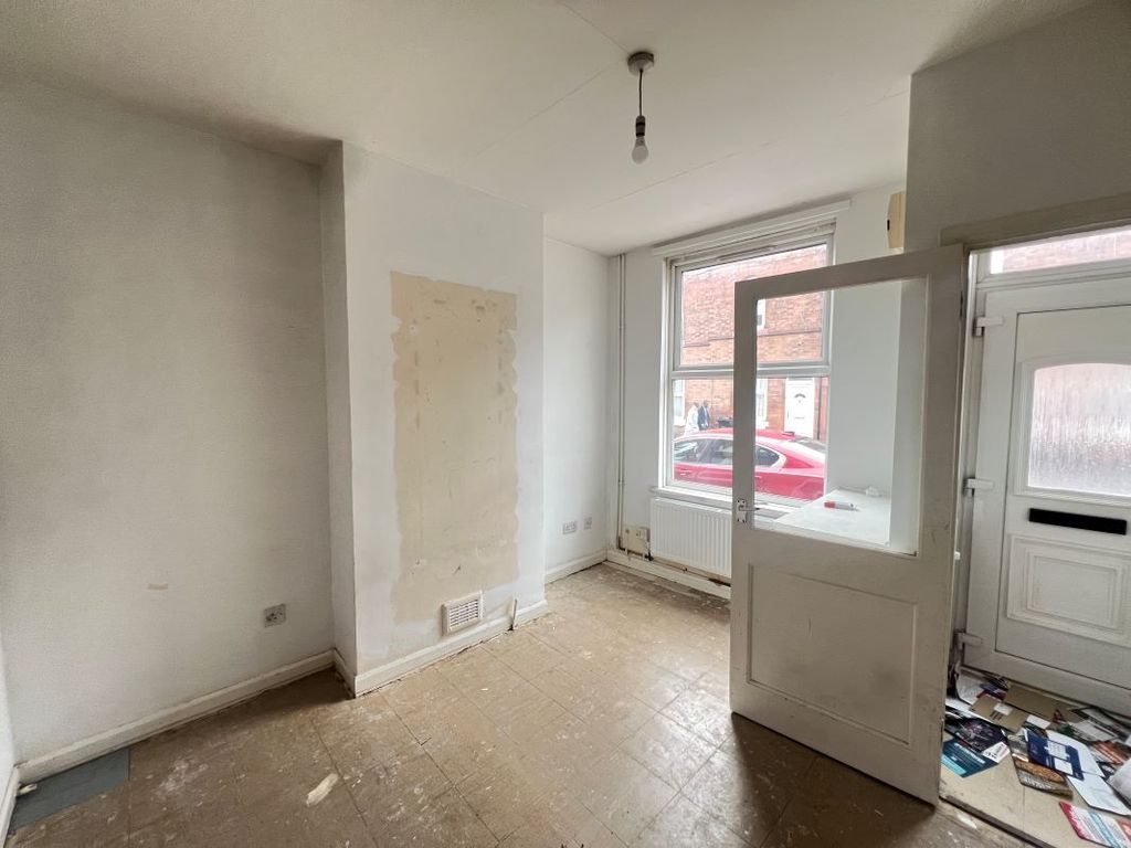 Property photo 3 of 22