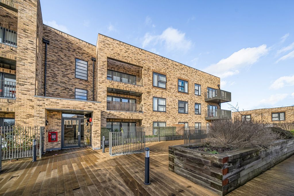 Property photo 1 of 10 External