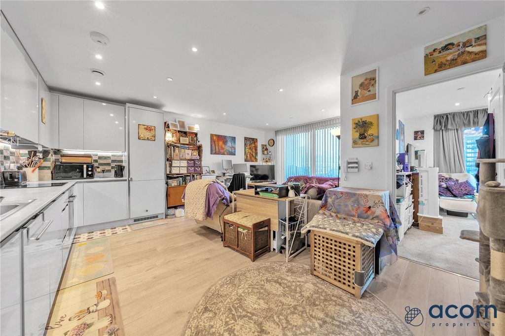 Property photo 3 of 17 Picture No. 09