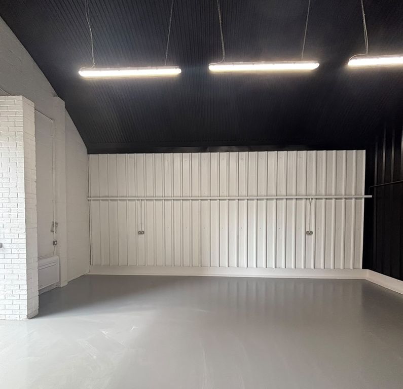 Property photo 3 of 5 Flexible Property Space