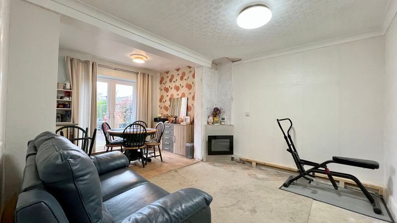 Property photo 3 of 15 Photo 12