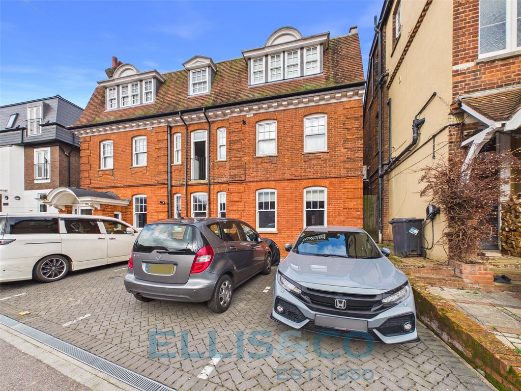 Property photo 1 of 9 Picture No. 23