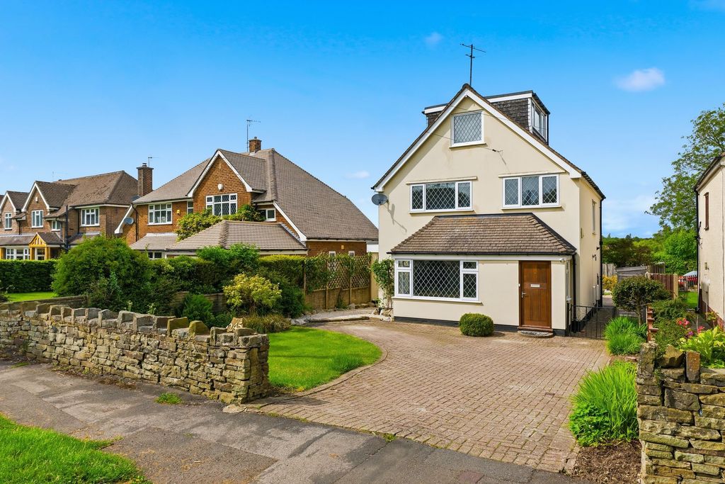 Property photo 1 of 43