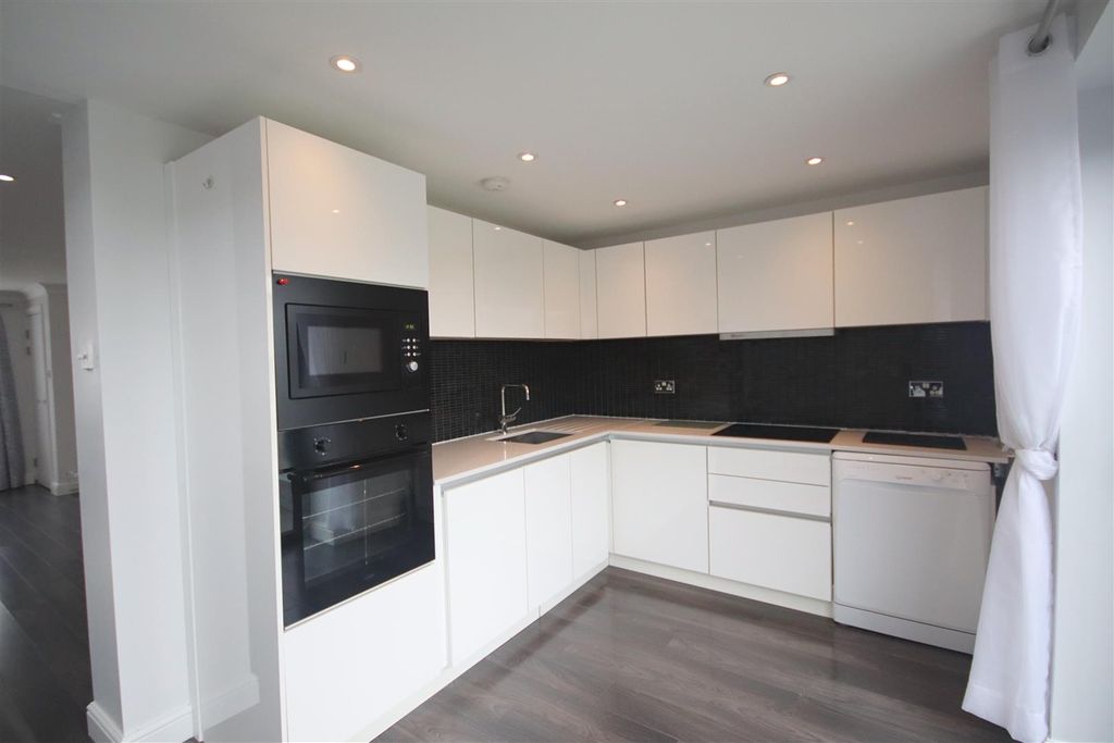 Property photo 3 of 21 Img_4047.Jpg