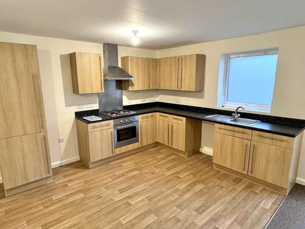 Property photo 3 of 6 Img_1805