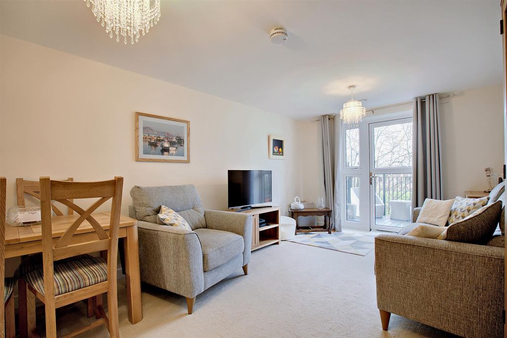 Property photo 3 of 23 Living Room: