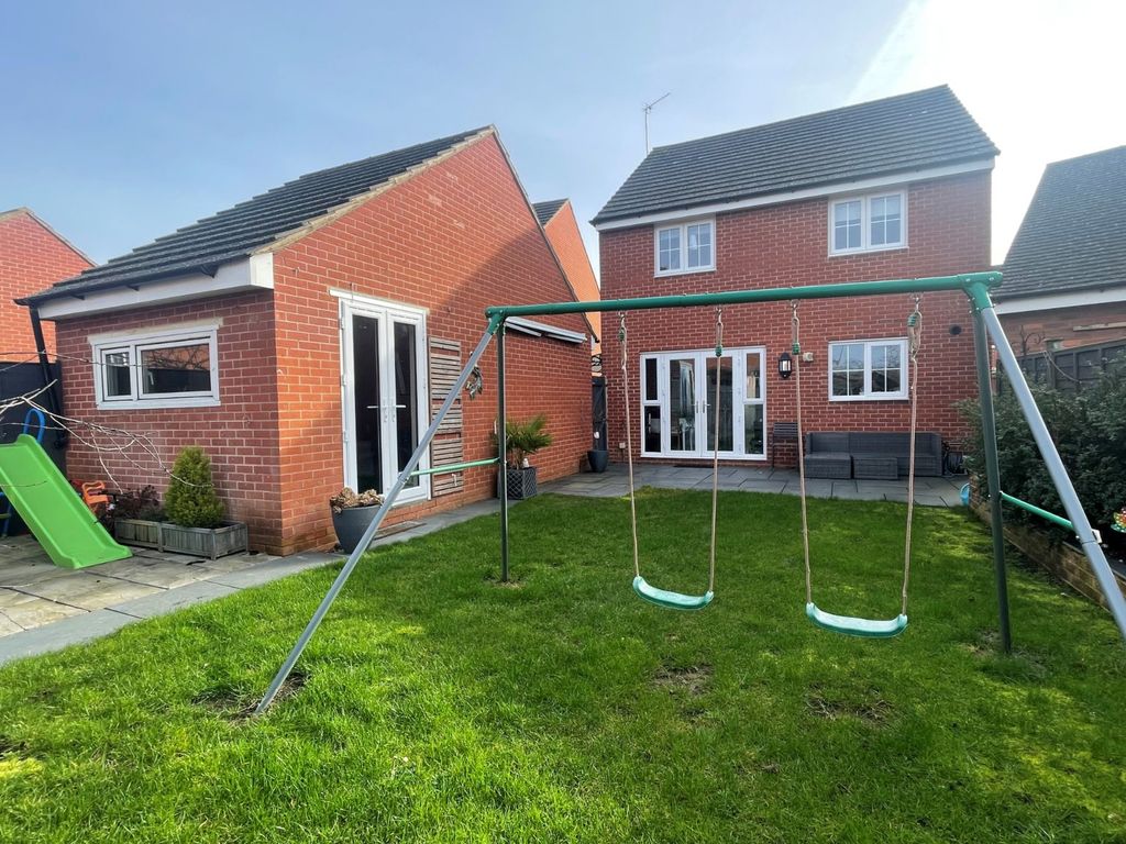 Property photo 1 of 16 Picture No. 35