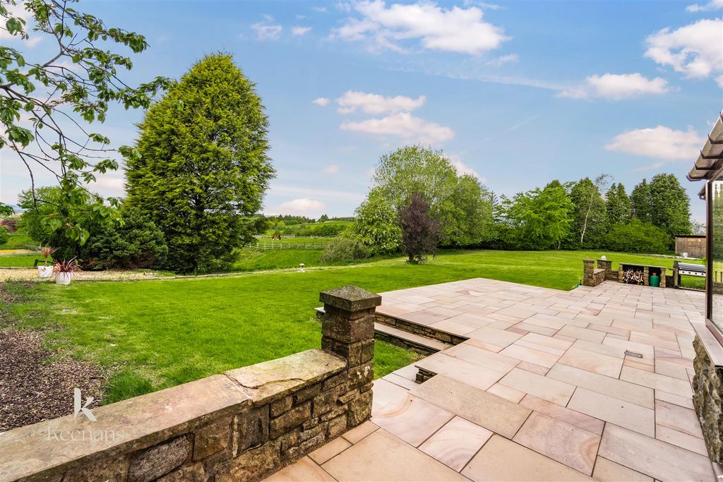Property photo 2 of 43 4.Jpg