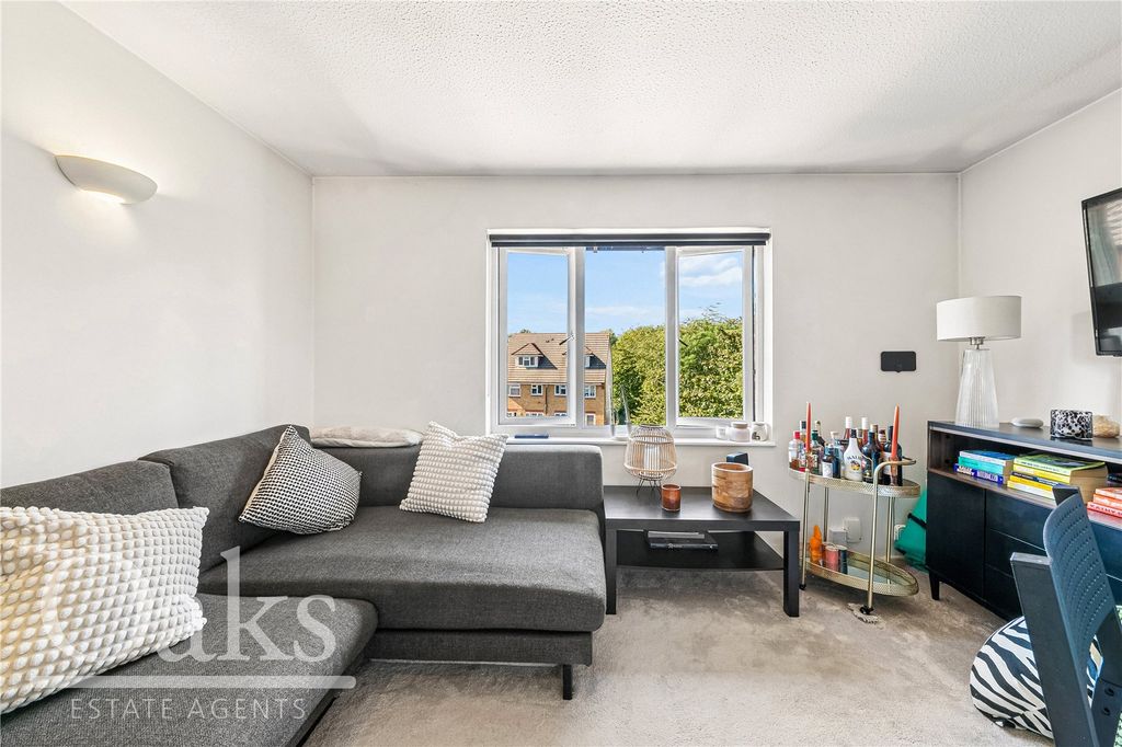 Property photo 1 of 8 Picture No. 04