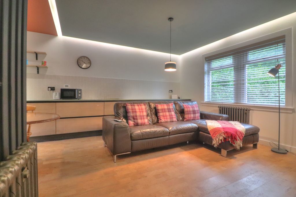 Property photo 1 of 15 Img_7031_2_3