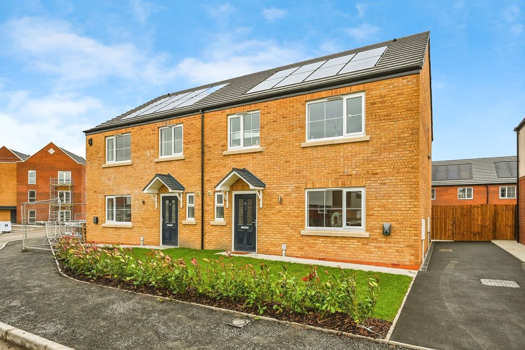 Property photo 1 of 15 Pbox-Img.Jpg