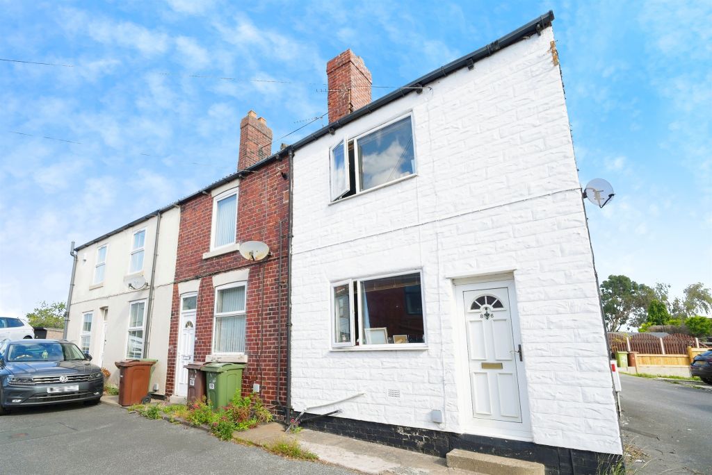 Property photo 1 of 17