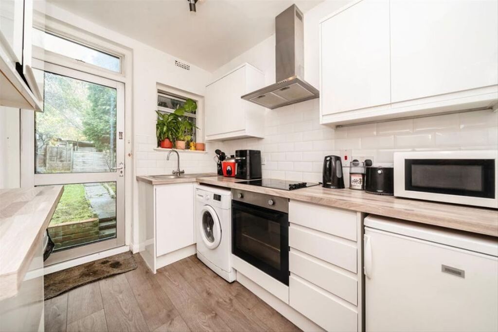 Property photo 2 of 4