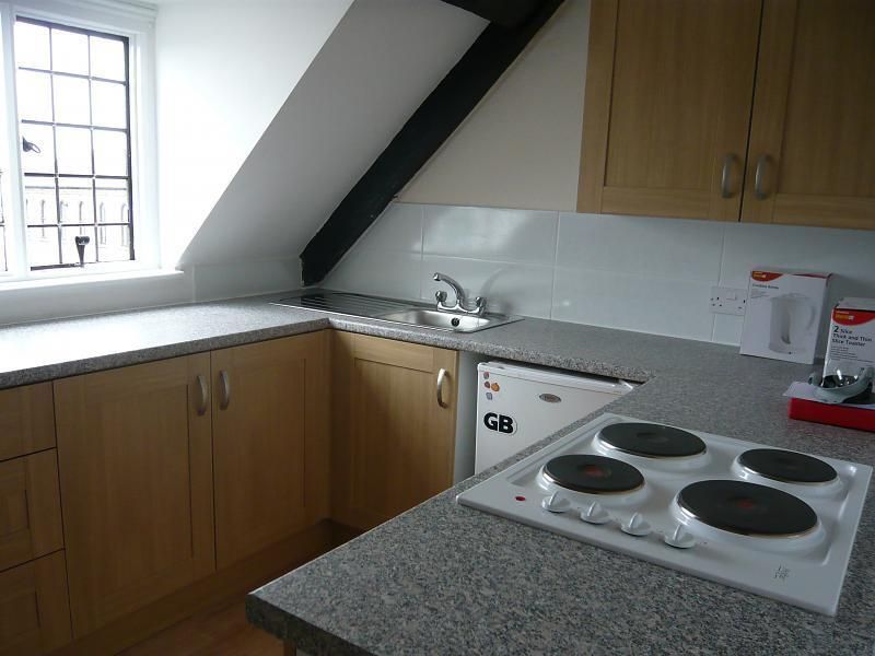 Property photo 2 of 7 Kitchen