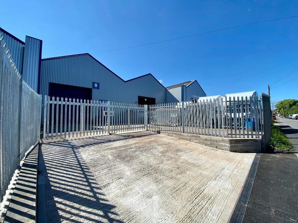 Property photo 2 of 10 Image 3