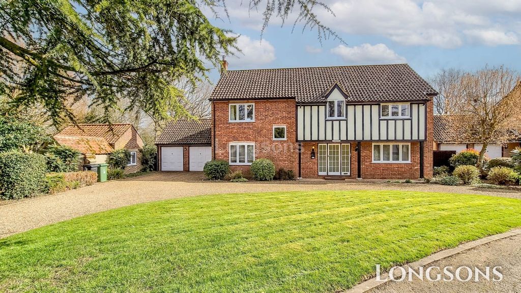 Property photo 1 of 11