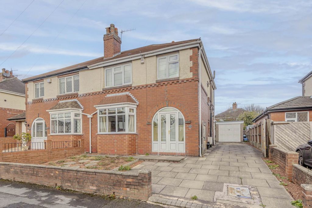 Property photo 1 of 22