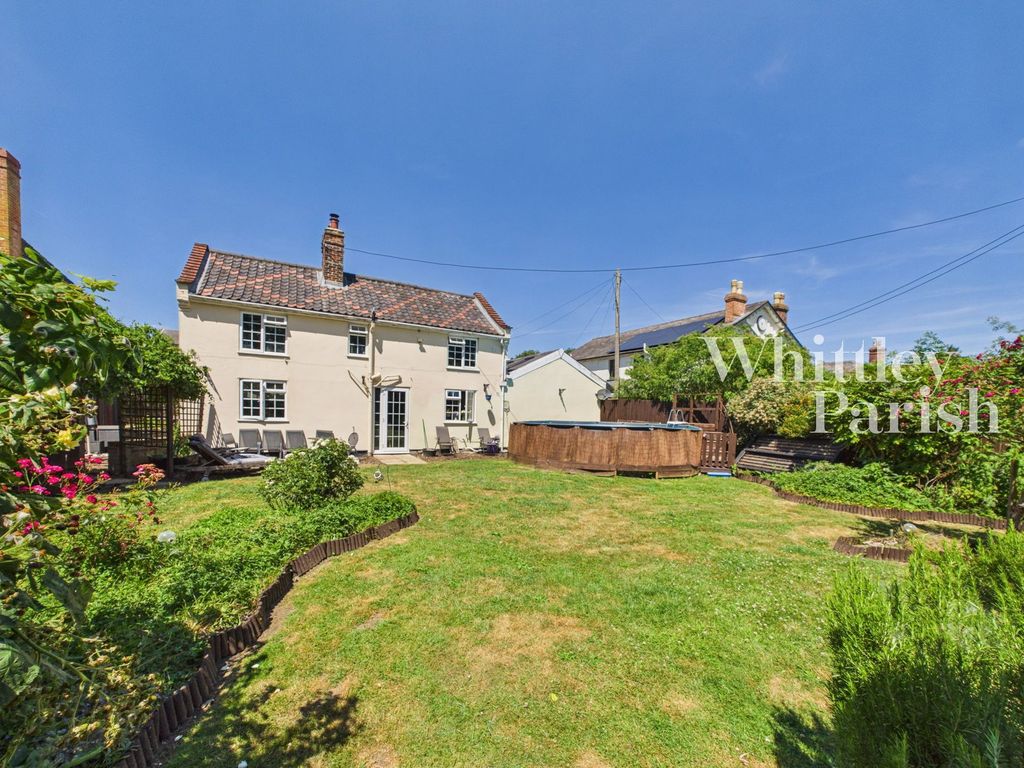 Property photo 1 of 40