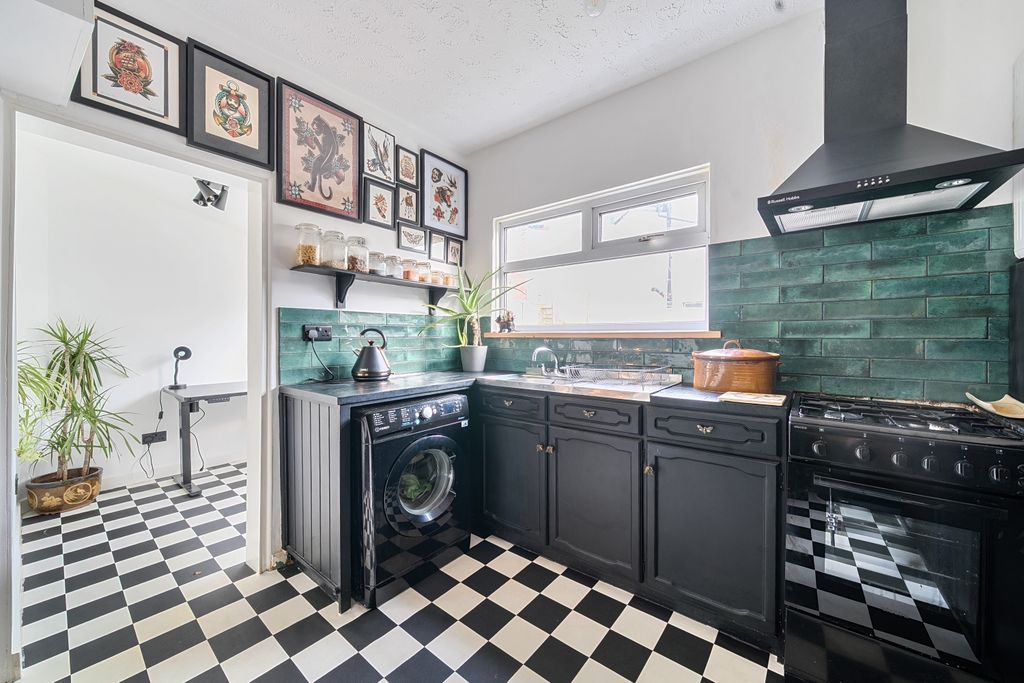 Property photo 3 of 16 1400285 (13)