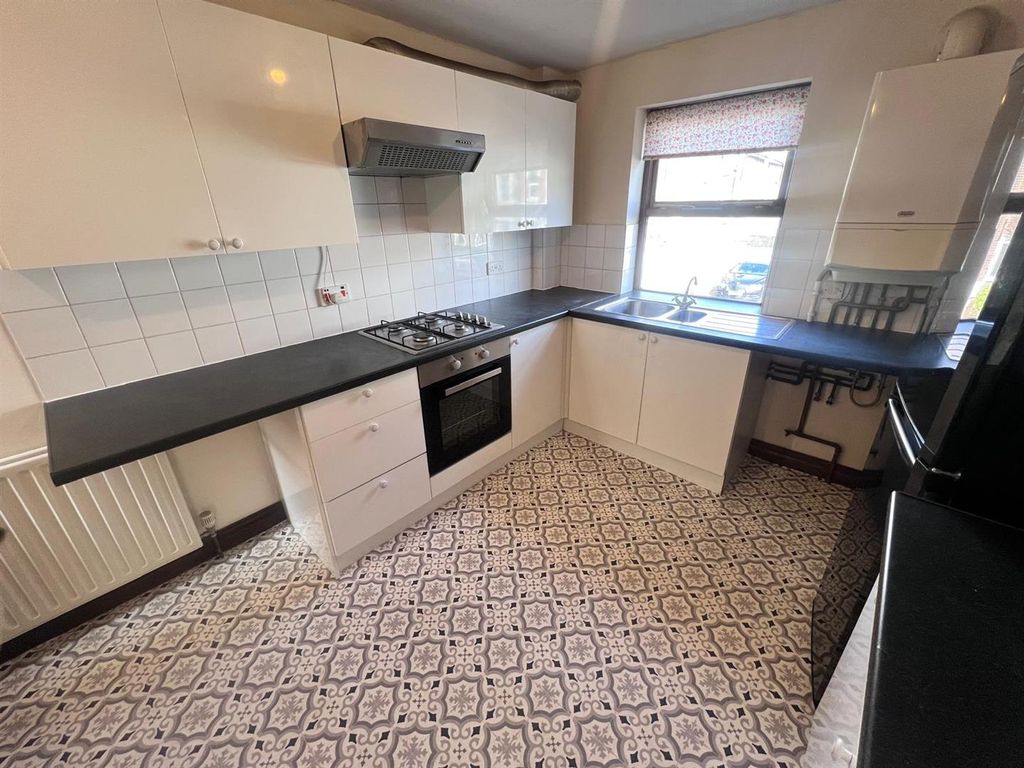 Property photo 3 of 10 4.Jpeg