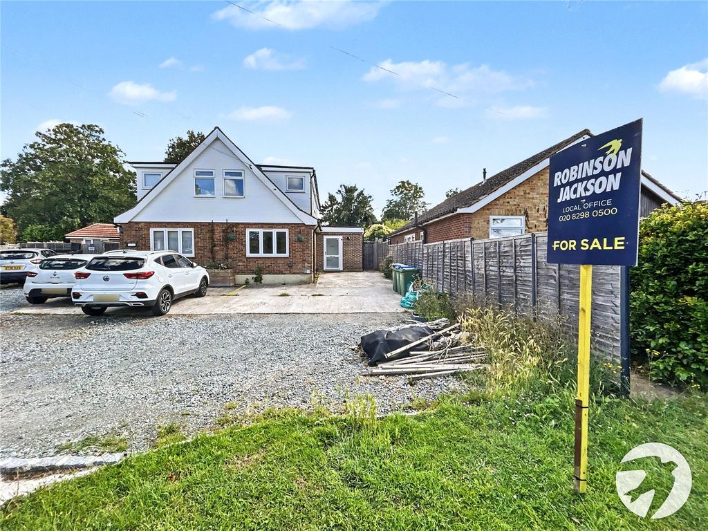 Property photo 1 of 32 Picture No. 27