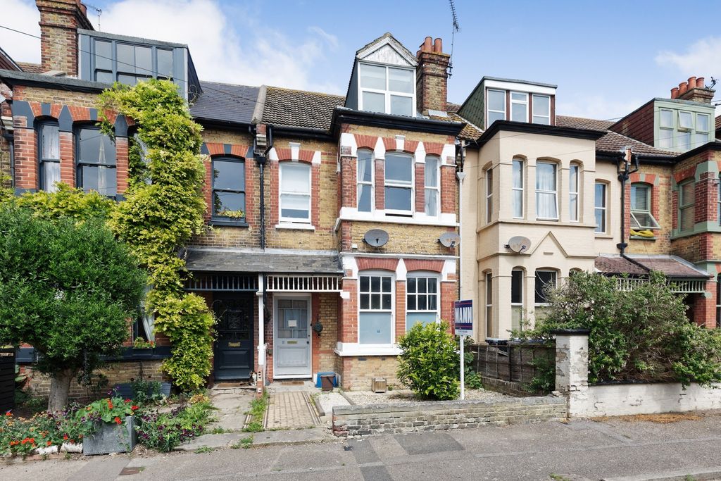 Property photo 1 of 19 Pbox-Img.Jpg