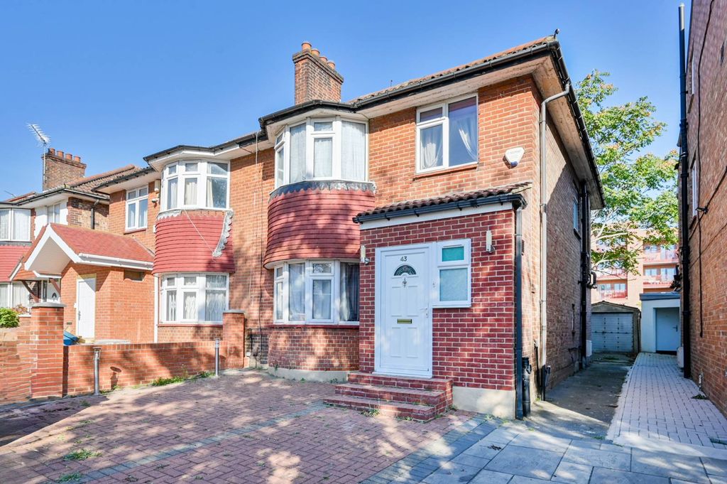 Property photo 1 of 13