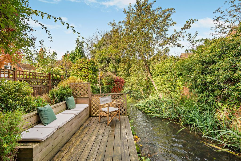 Property photo 3 of 48 Photo 16
