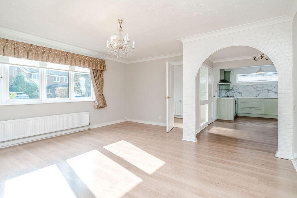 Property photo 3 of 30