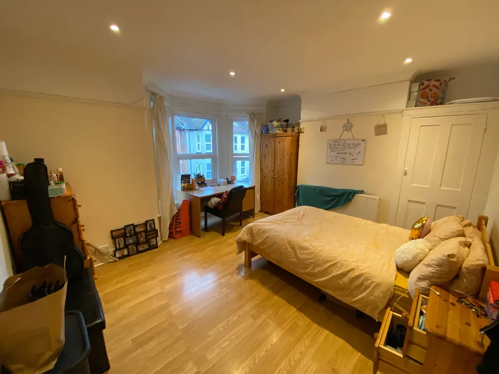 Property photo 1 of 11 Images