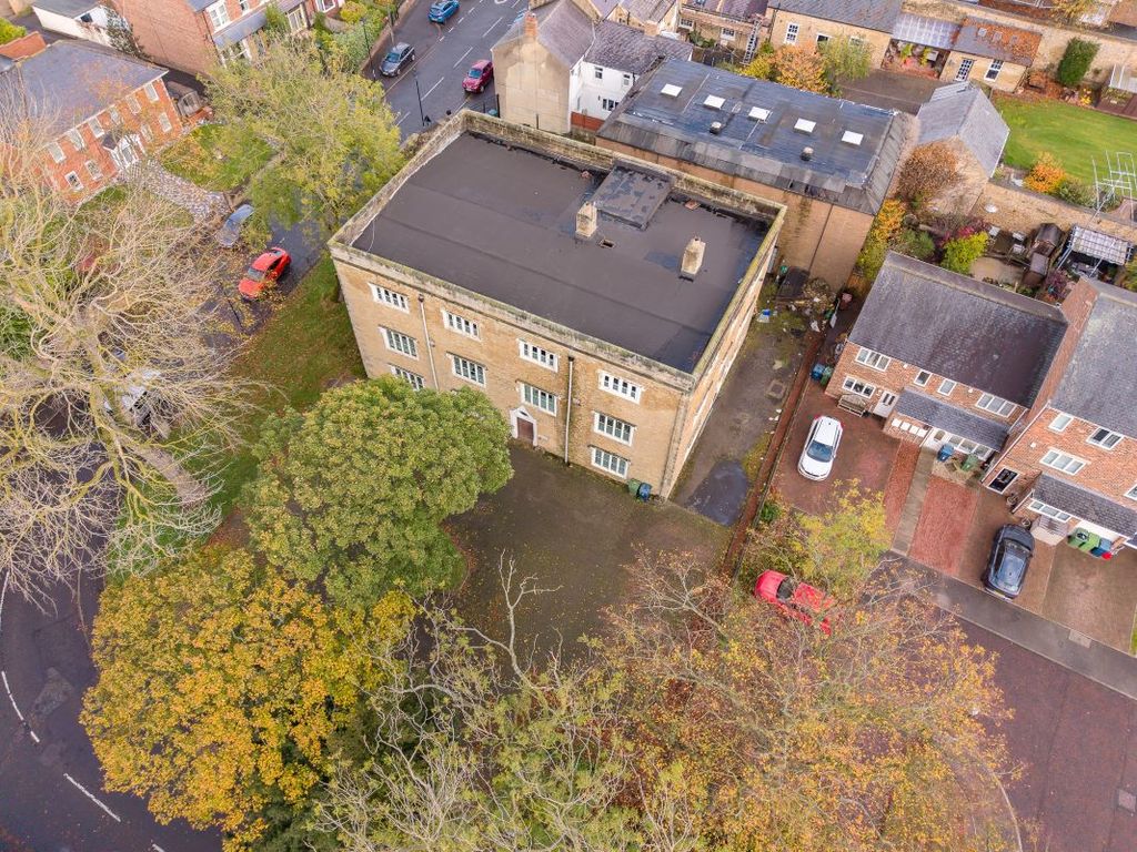 Property photo 1 of 10 Image 1