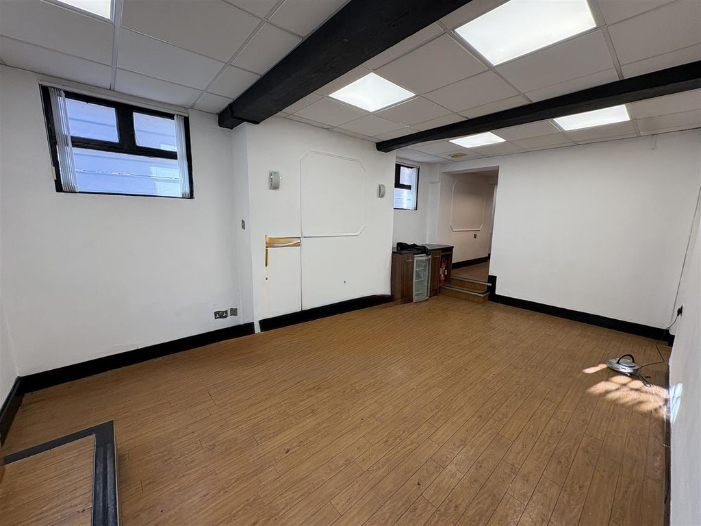 Property photo 3 of 12 Img_2664.Jpeg