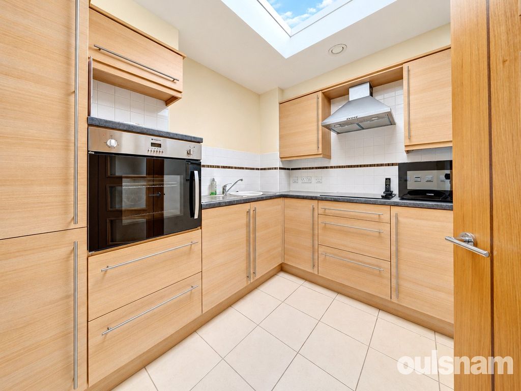 Property photo 2 of 10 Picture No. 11